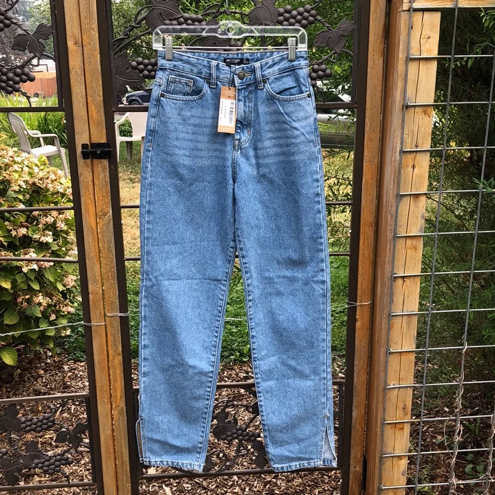Nasty Gal light blue 💯 % organic cotton split hem straight jeans size 0/…